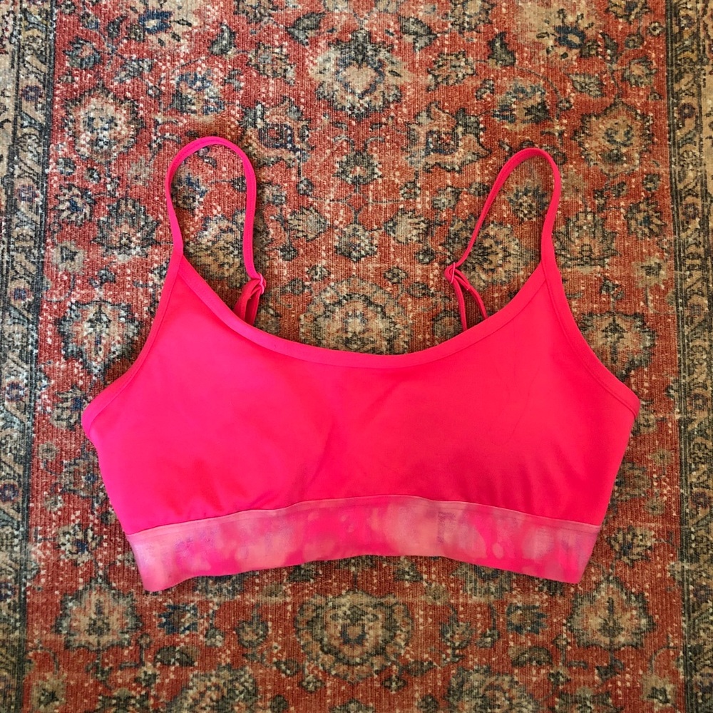 Victorias Secret Pink Ultimate sports bra
